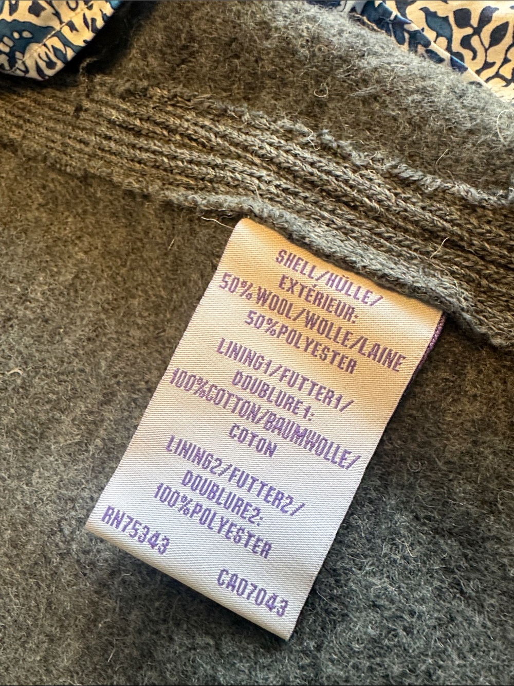 liberty Gray Knit Sport Coat with Patterned Lining - Picture 7 of 8